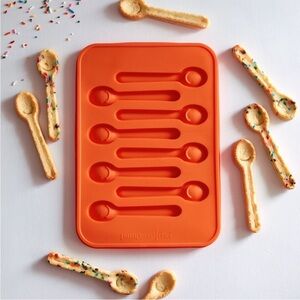 Pampered Chef Silicone Spoon Mold chocolate bomb diy craft